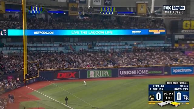 CHANDLER SIMPSON! WHAT A CATCH!