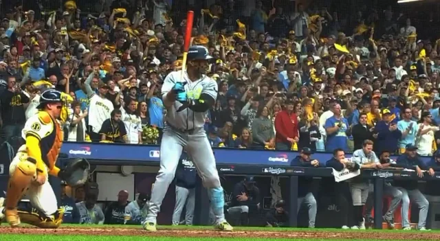 Best view of the Diaz swing that ended game 2
